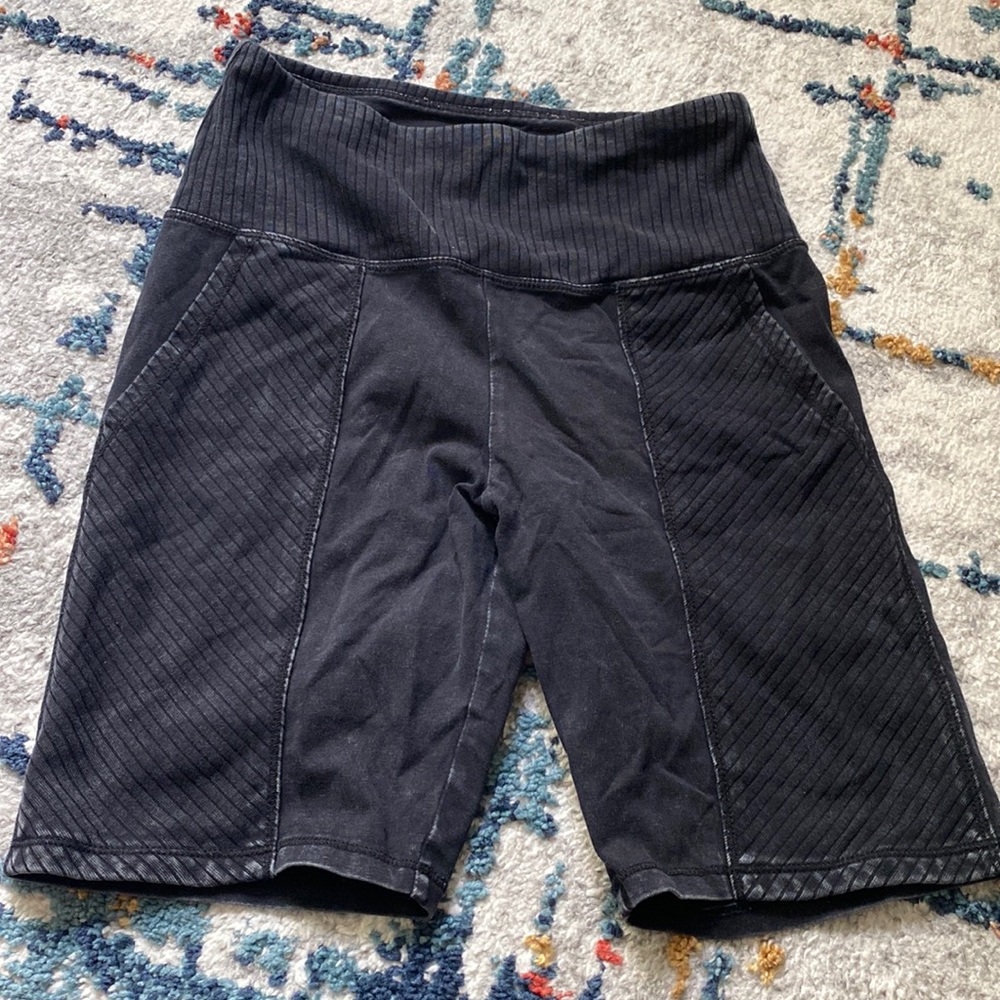 Vans bike shorts with pockets size XS